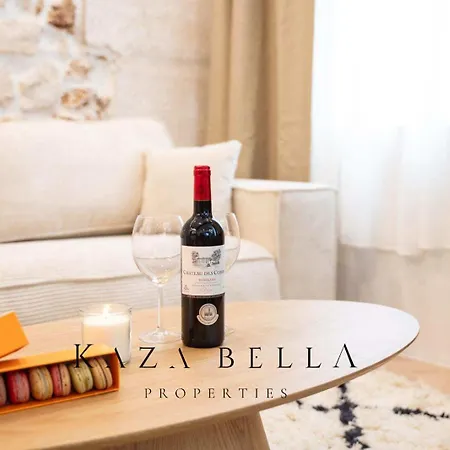 Kaza Bella - Marais Modern Flat With Small Pool *