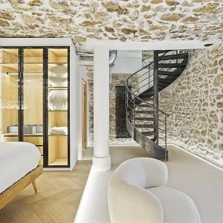 Kaza Bella - Marais Modern Flat With Small Pool Paryż