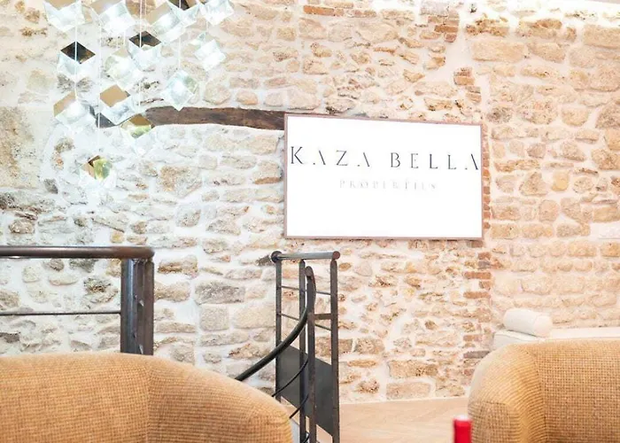 Kaza Bella - Marais Modern Flat With Small Pool