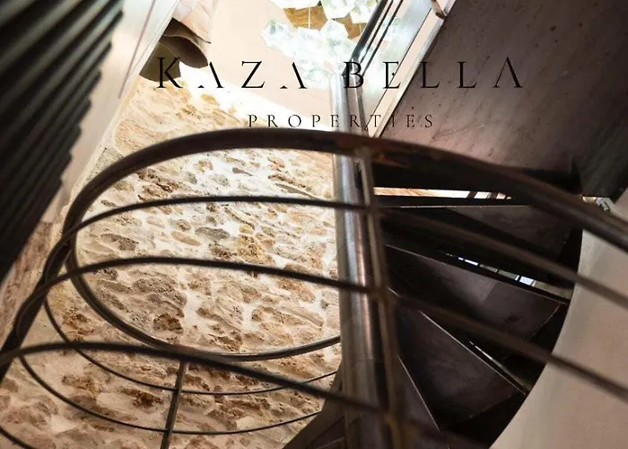 Kaza Bella - Marais Modern Flat With Small Pool Apartment