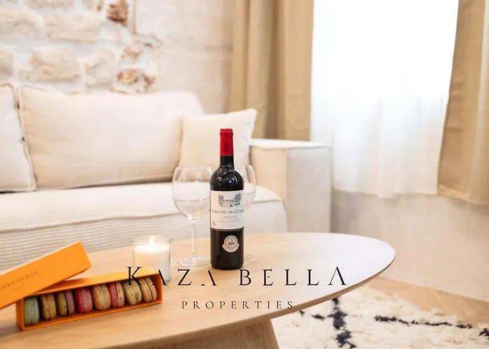 Kaza Bella - Marais Modern Flat With Small Pool *